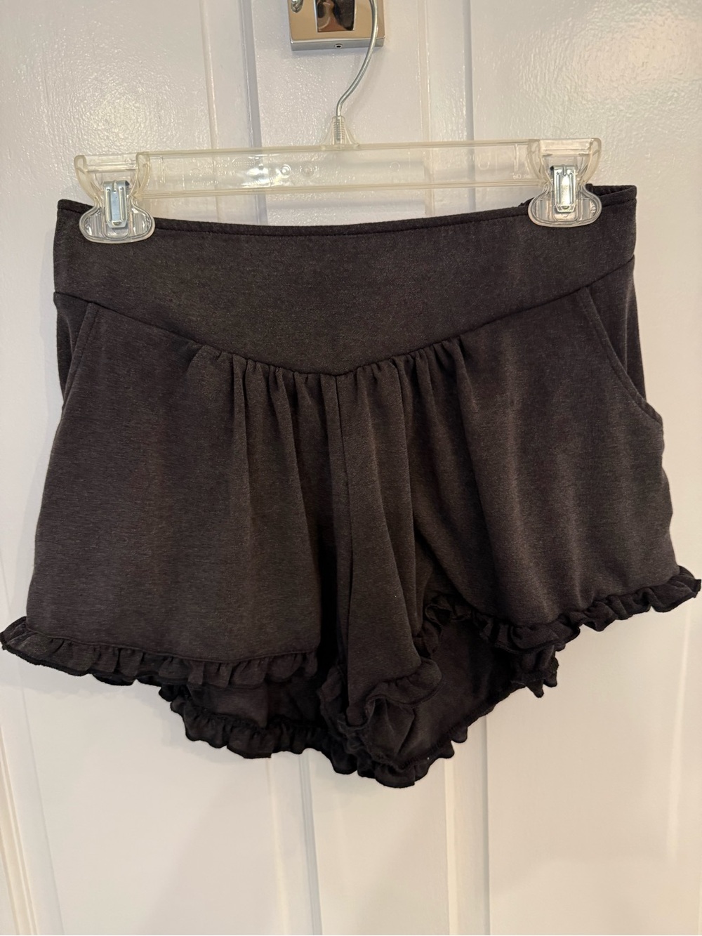 Women’s Ruffle Hem Loung Shorts - POL
